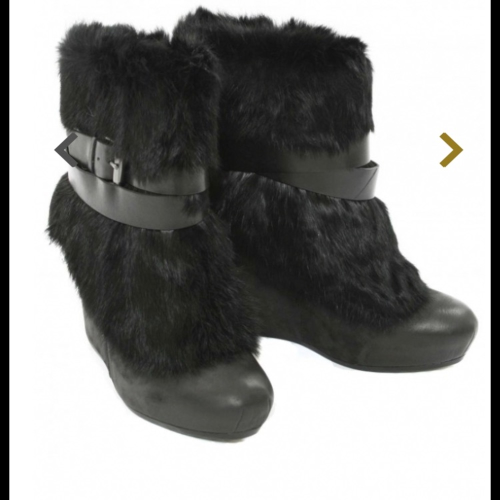 ASH Hannah ankle boots black rabbit fur cuff. Size 38